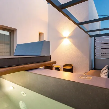 Parion Opus (adults Only) Lejlighedshotel Naousa