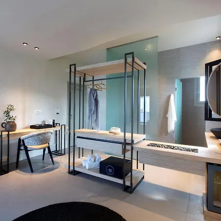 Parion Opus (adults Only) Naousa