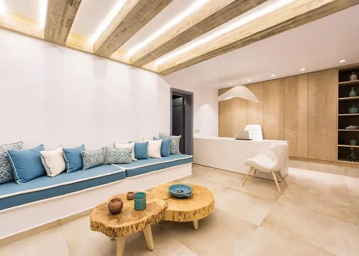 Lägenhetshotell Parion Opus (adults Only) 4*